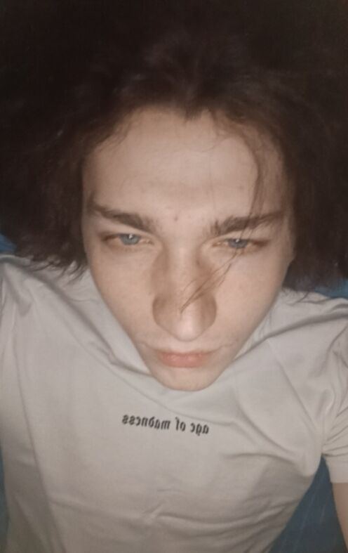  48718106  , 21 ,    
