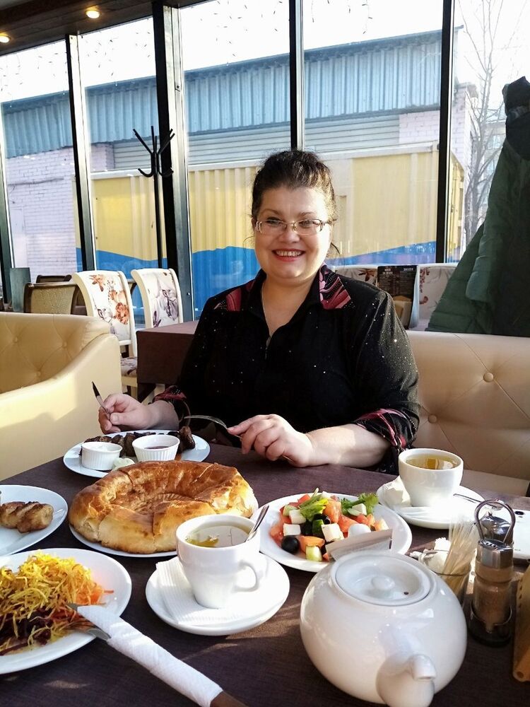  18301456  Svetlana, 57 ,    