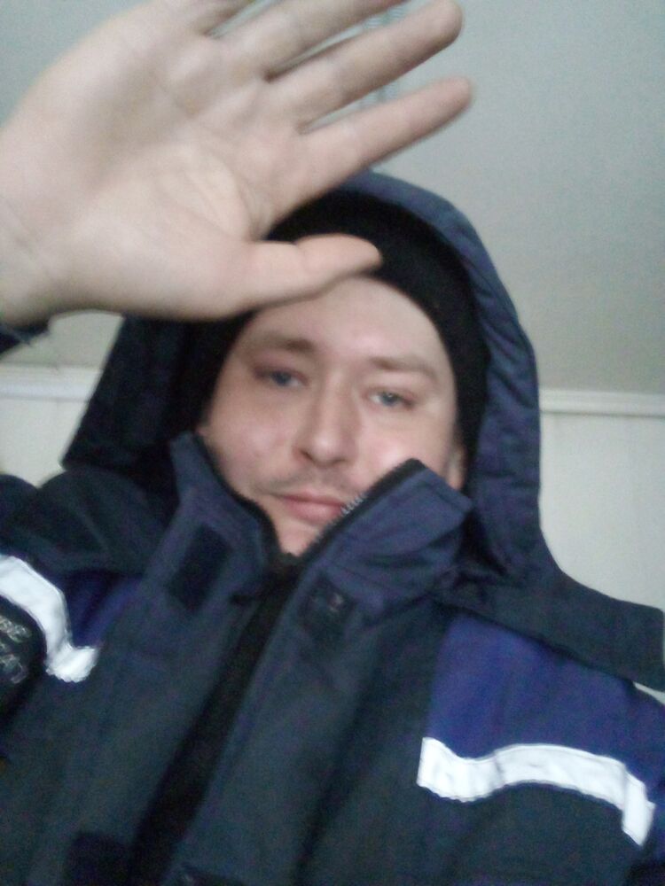  33589496  Alexey, 30 ,    