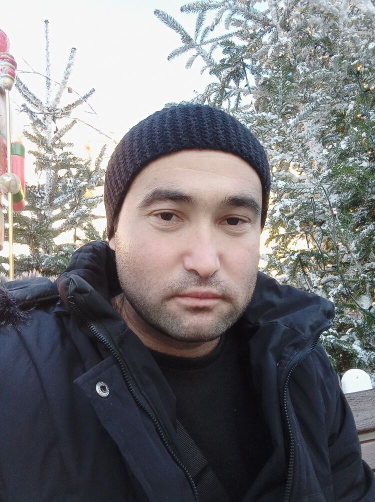  Budacka Rijeka,   Behruz, 25 ,   ,   