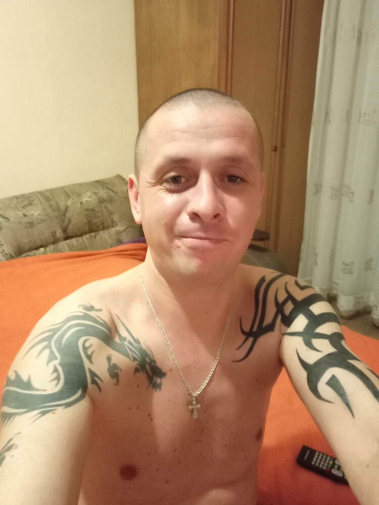  42001826  , 37 ,    