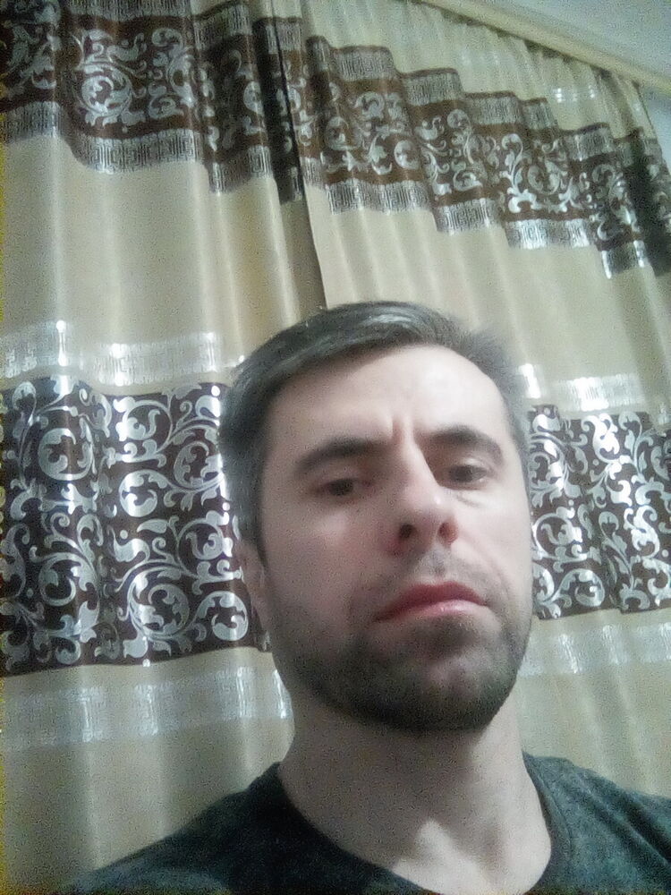  21436926  Bek, 48 ,    