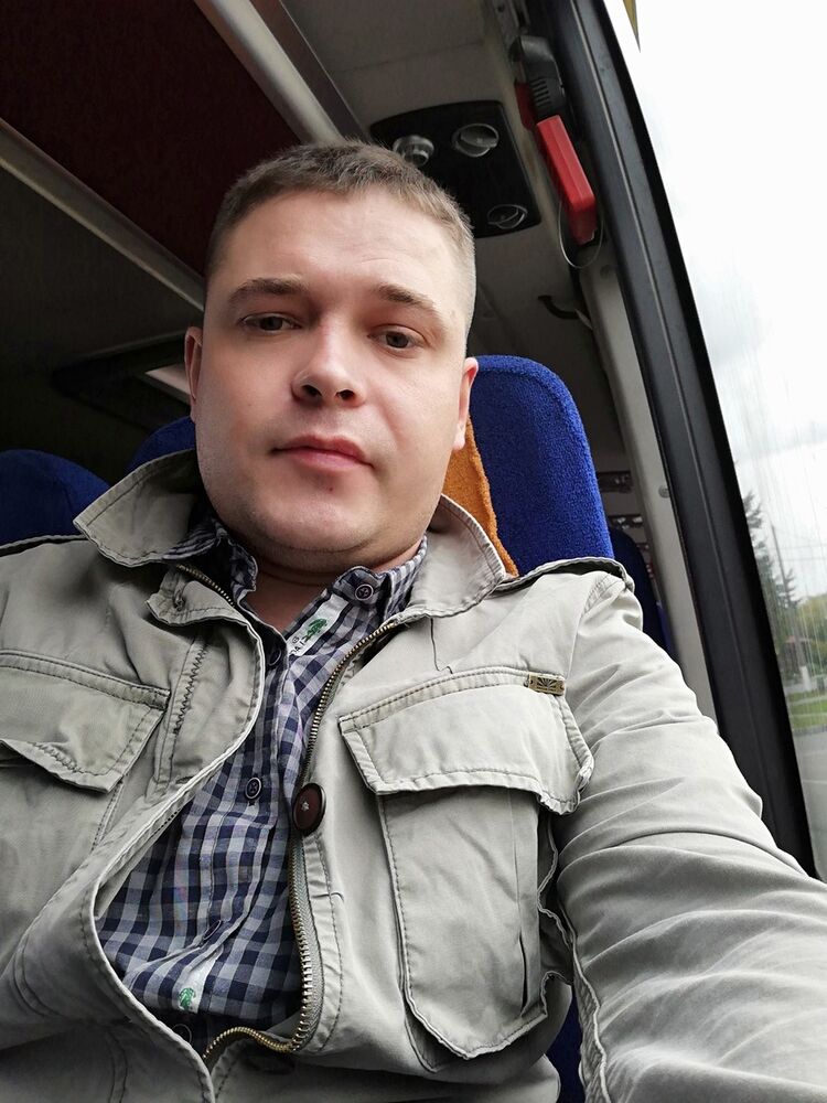  19007426  , 37 ,    -