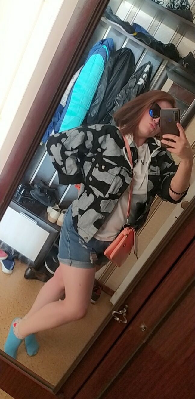  28071686  , 30 ,    