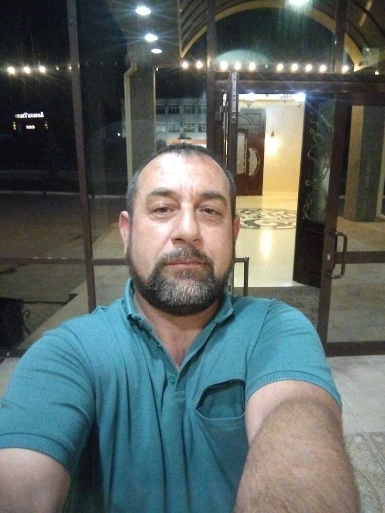  37568276  , 47 ,    
