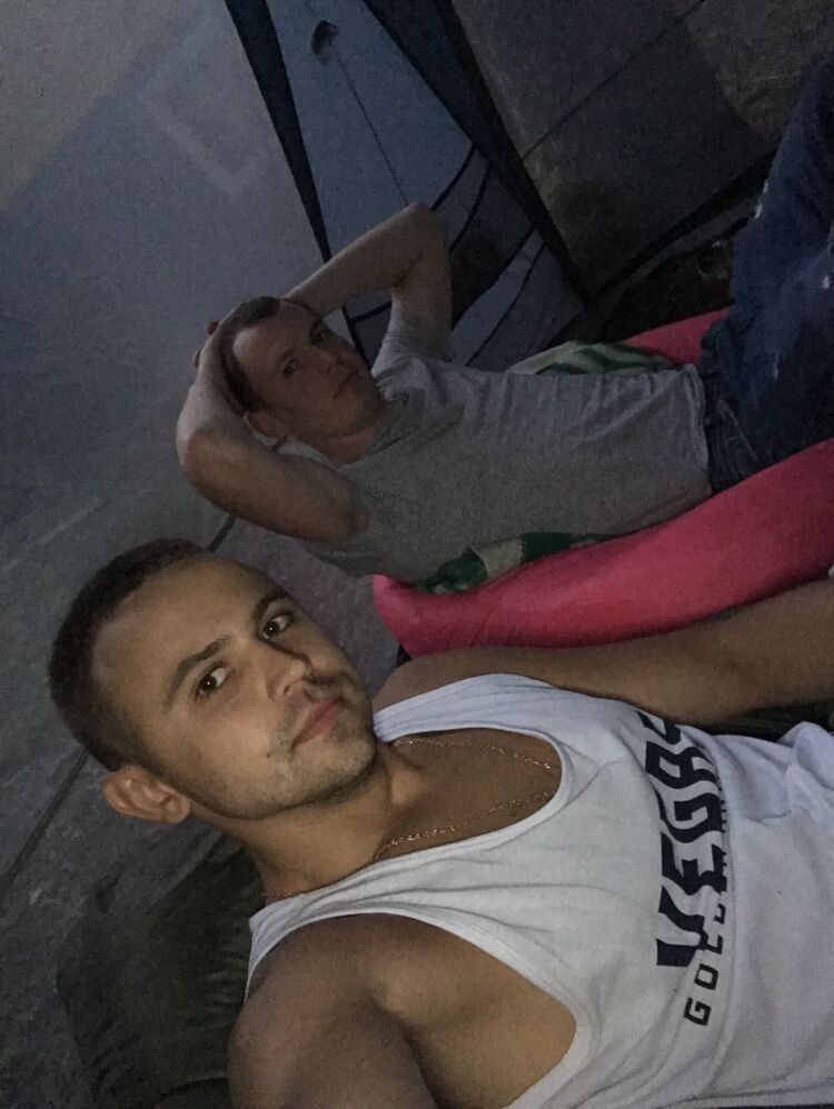  43813696  , 33 ,    