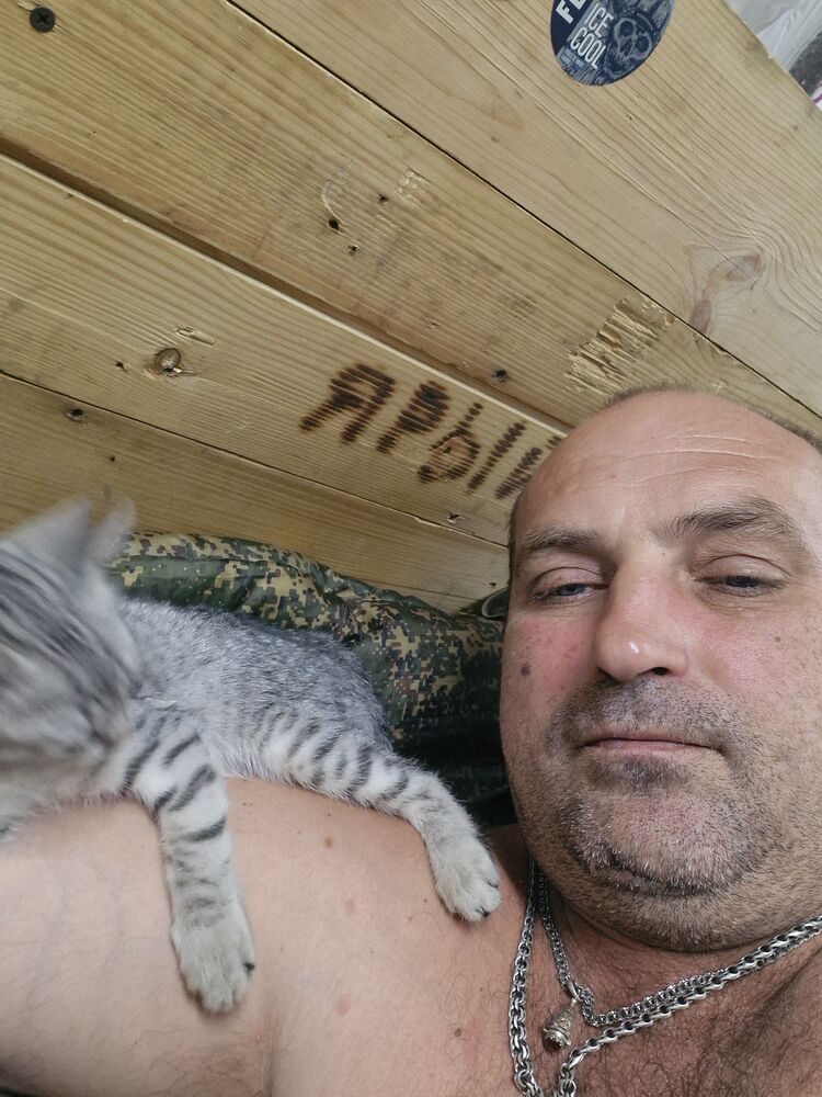  52115196  , 48 ,    