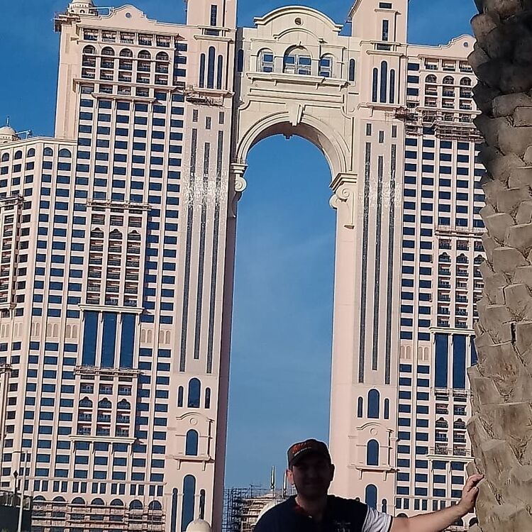  ,   Ali, 47 ,   