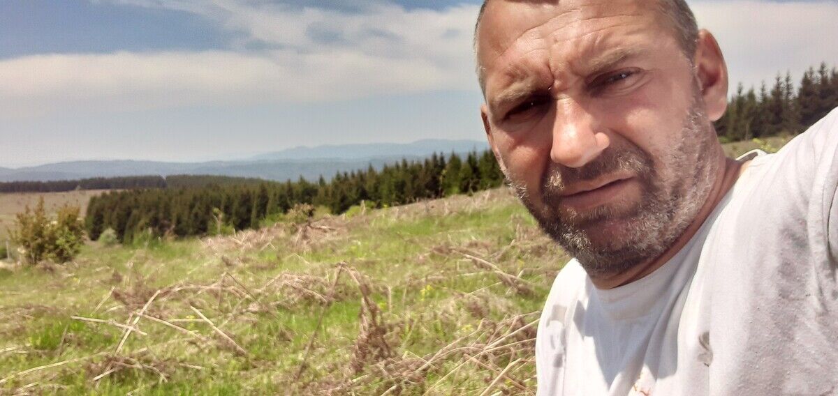  Kruje,   Edi, 41 ,   ,   , c 