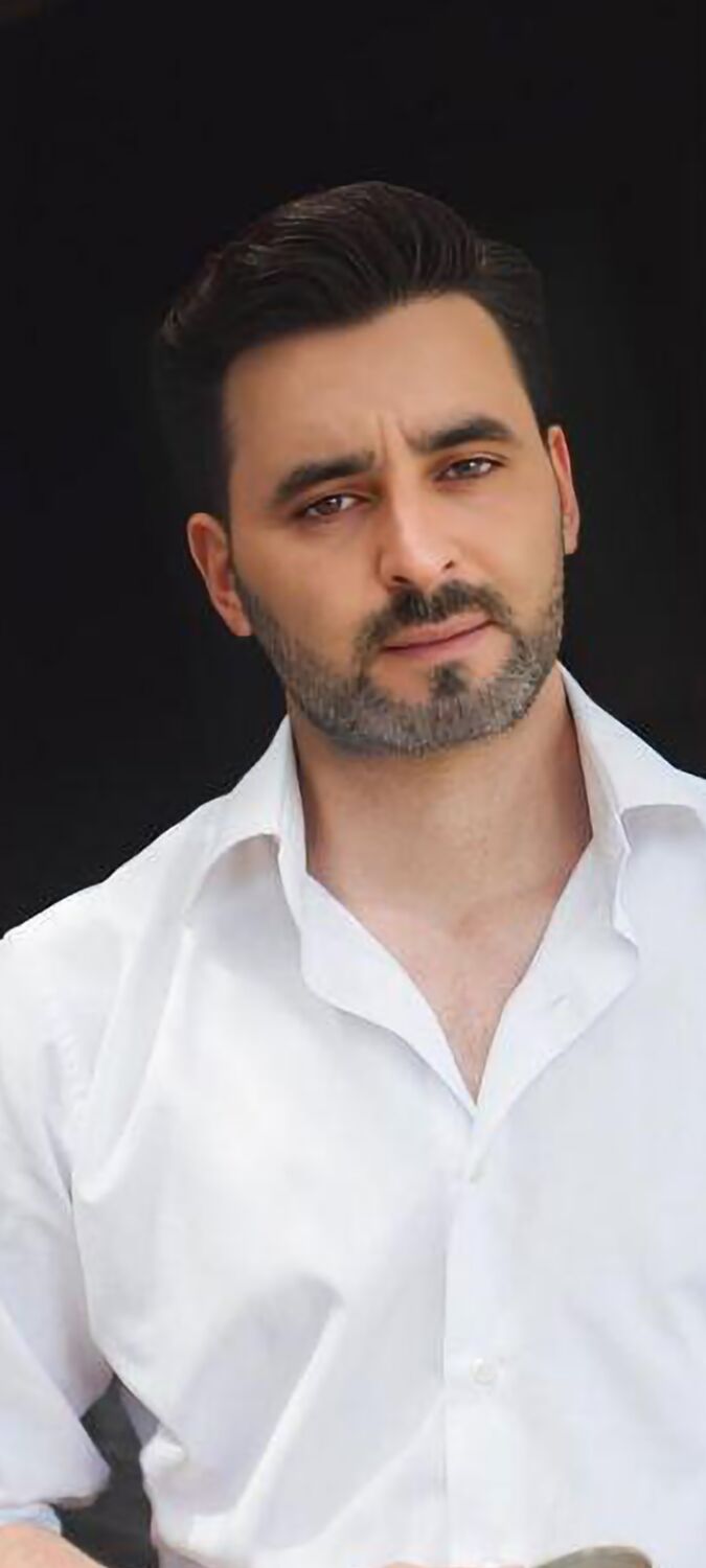  41968116  Solmaz, 43 ,    -