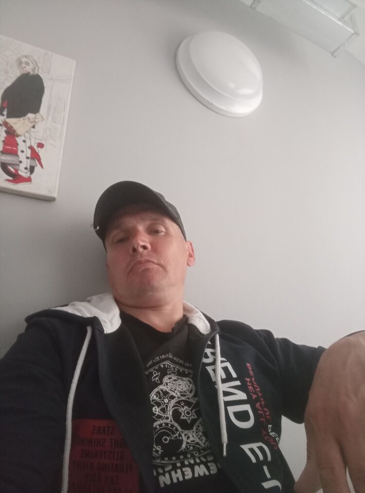   ,   Max, 44 ,   ,   , c , 