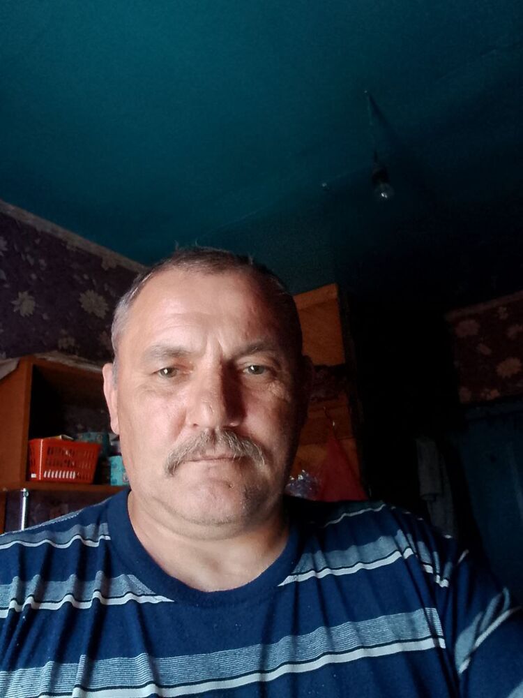  46703236  Slava, 56 ,    