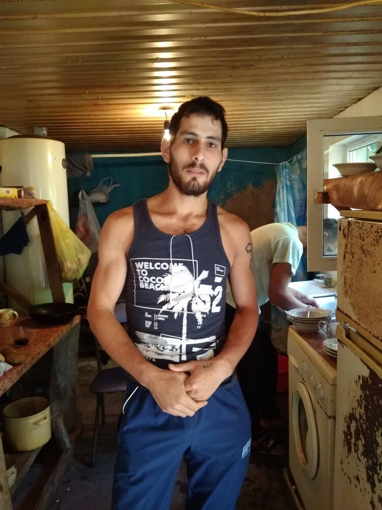  49392076  , 33 ,    Lorton