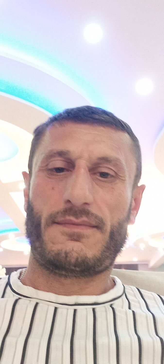  ,   Nikoloz, 46 ,   ,   