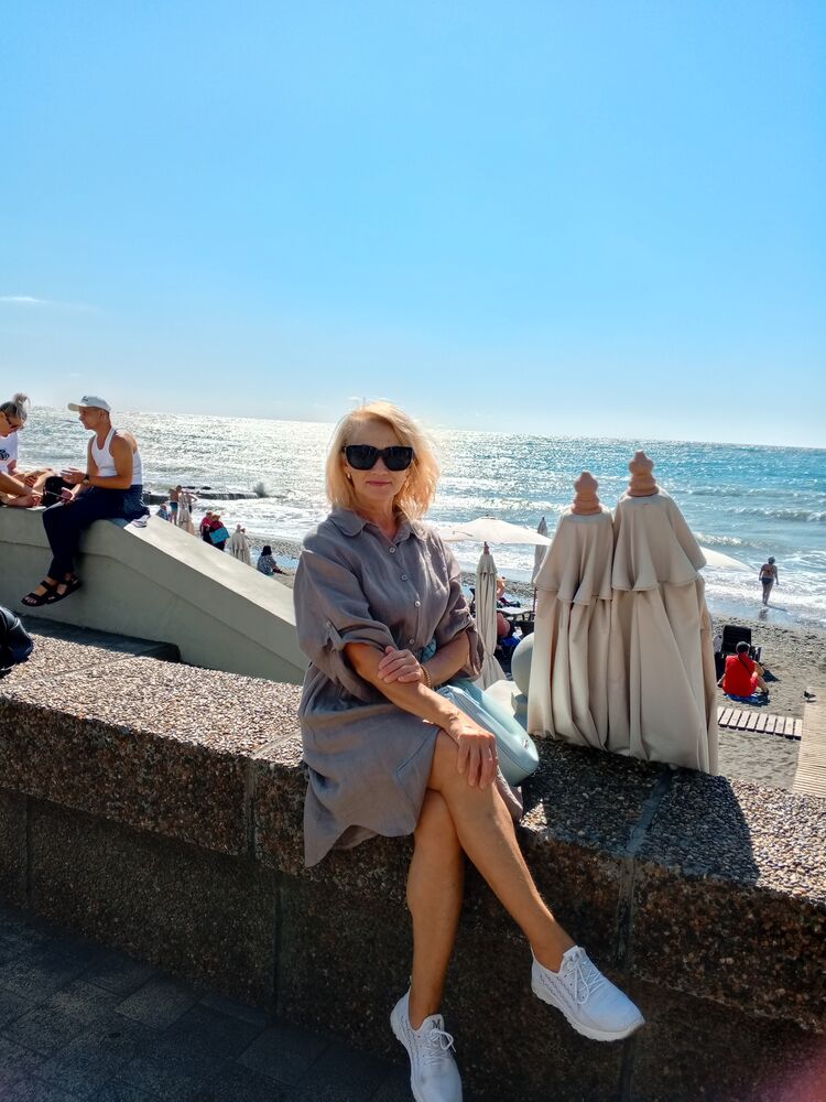  53966536  Irina, 58 ,    