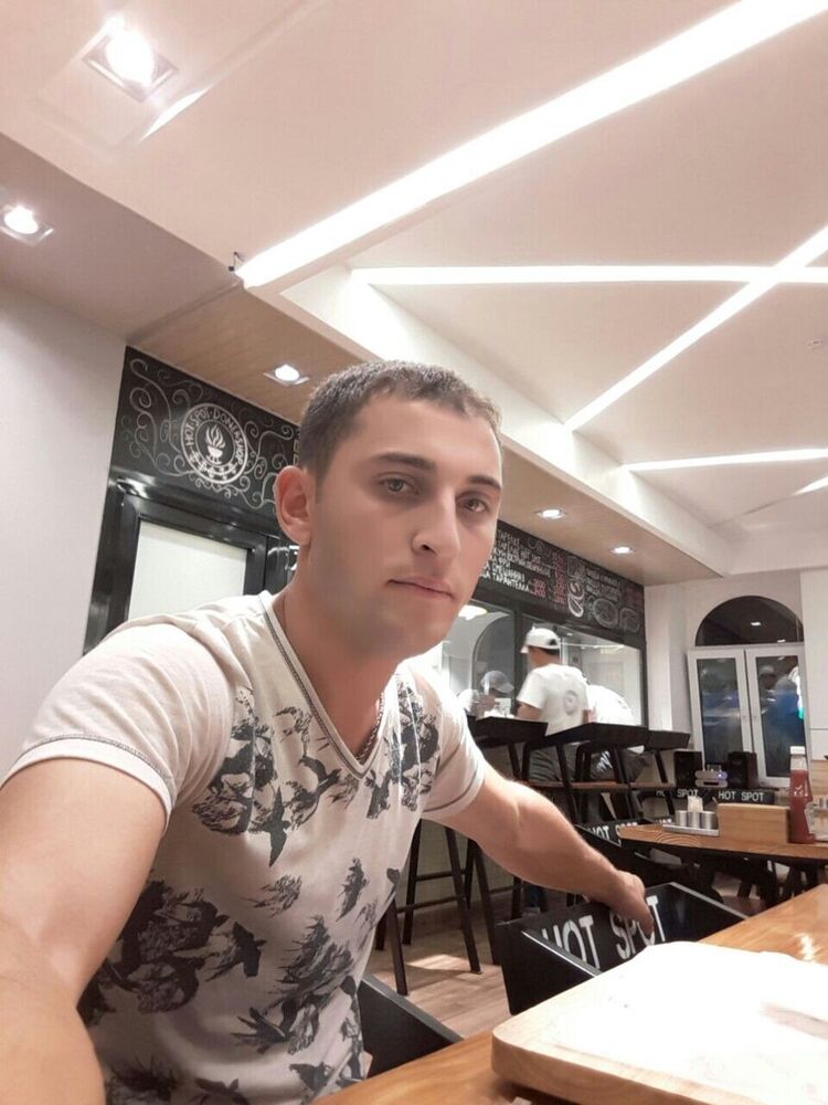  ,   Ali, 46 ,   ,   , c 