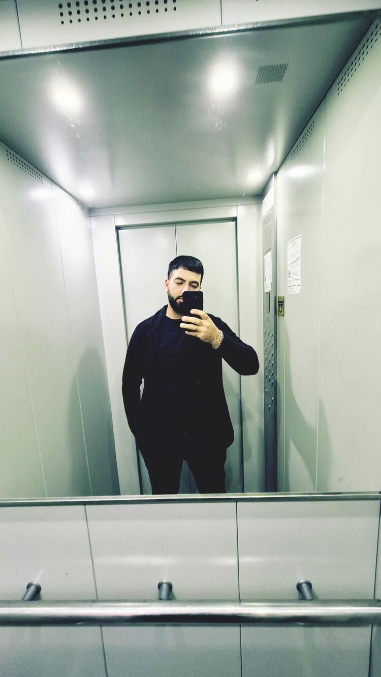  53200366  Muraz, 28 ,    