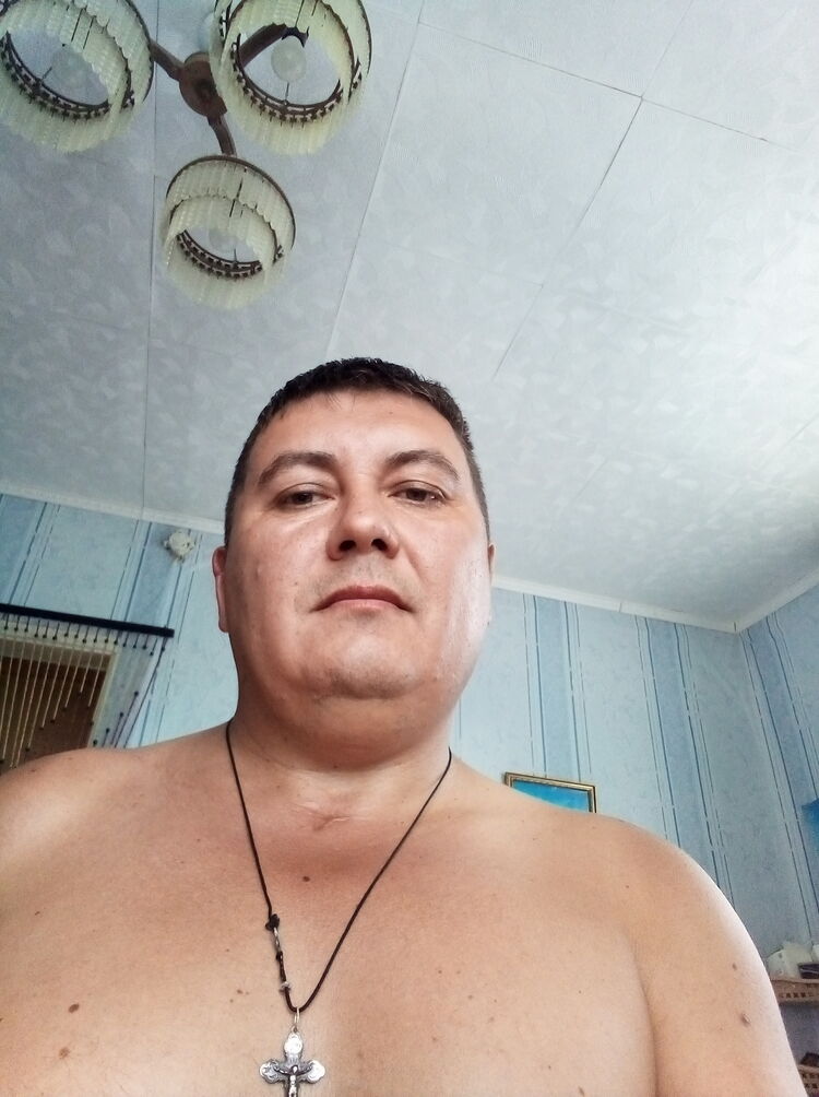  44904756  Nicolya, 46 ,     