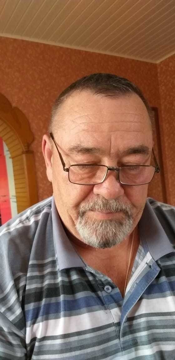  19709526  Georgiy, 69 ,    