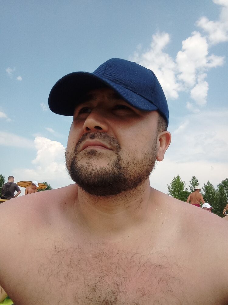  44630776  , 35 ,    