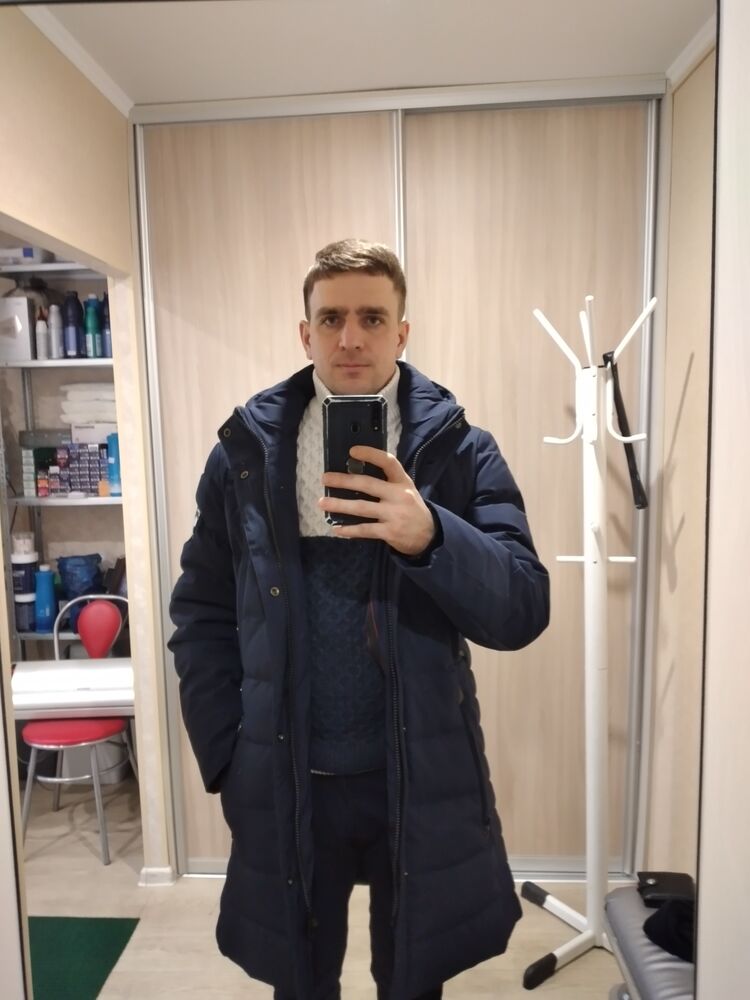  27236576  Alexander, 36 ,    