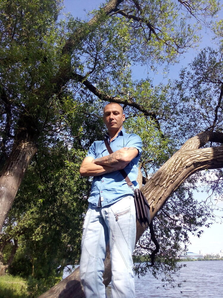 ,   Max, 43 ,   ,   , c 