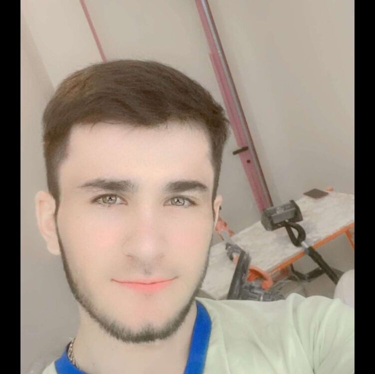  53087446  , 21 ,    
