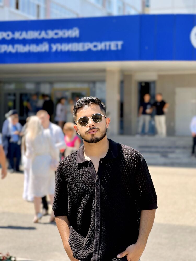  52829036  Rachid, 25 ,    