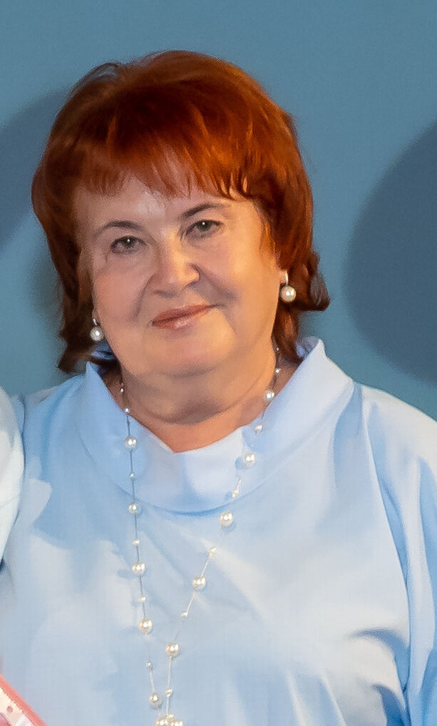  53026406  Lana, 61 ,    