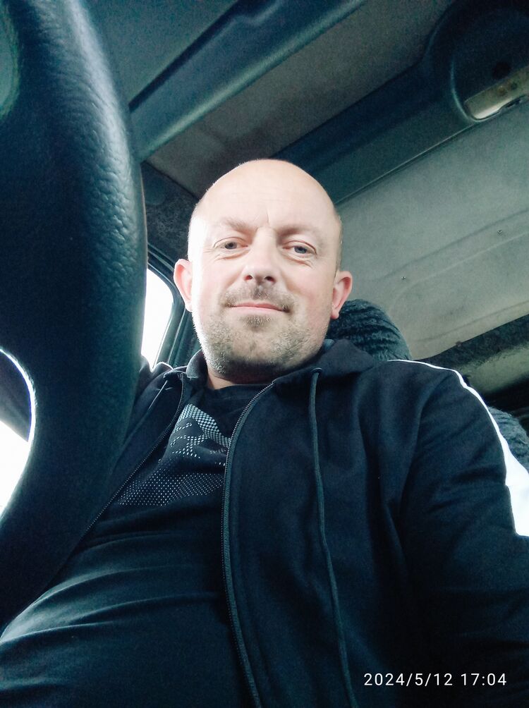  43874516  Sergey, 37 ,    