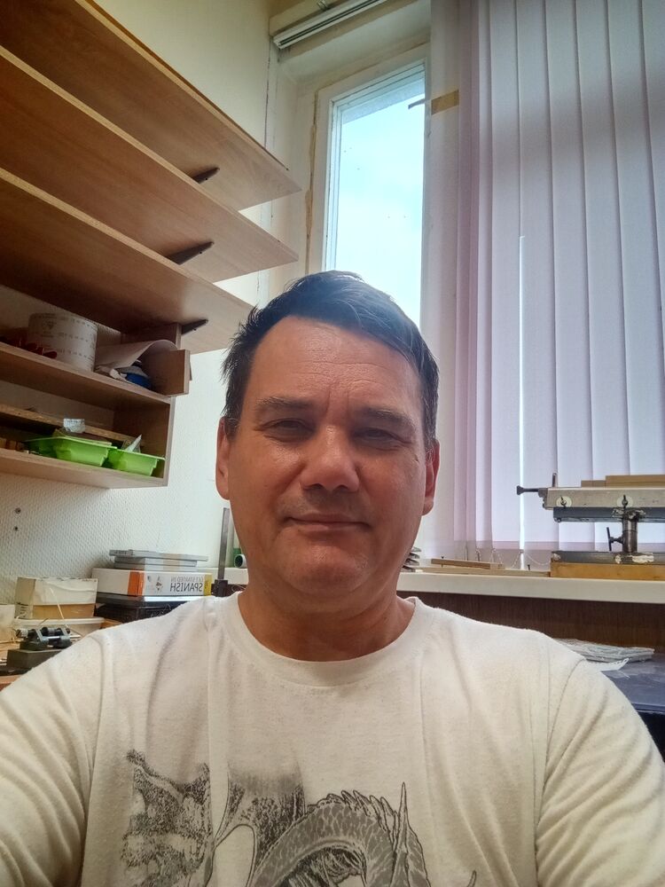  53266906  , 52 ,    