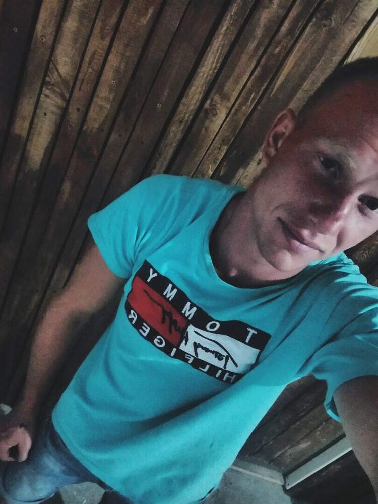  27043016  Nikita, 25 ,    --