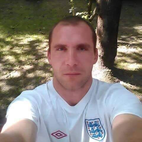  America,   Ihor, 37 ,   ,   