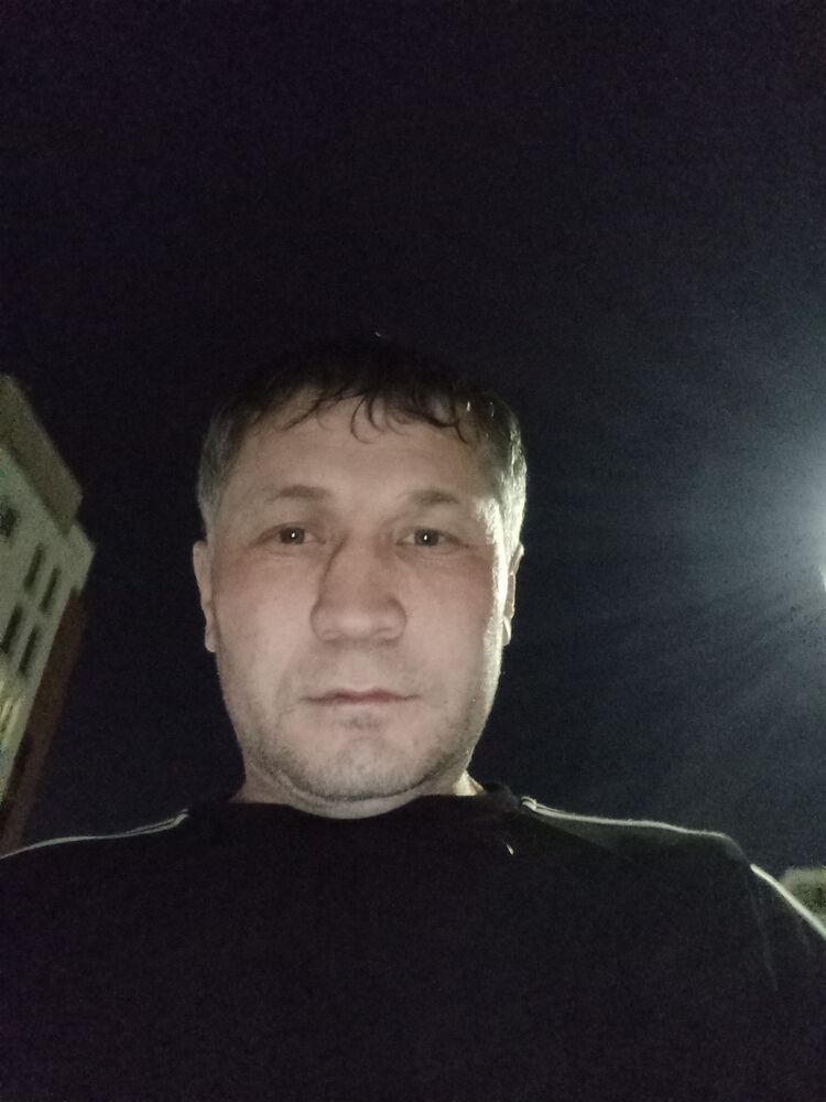  ,   Sultan, 43 ,   ,   