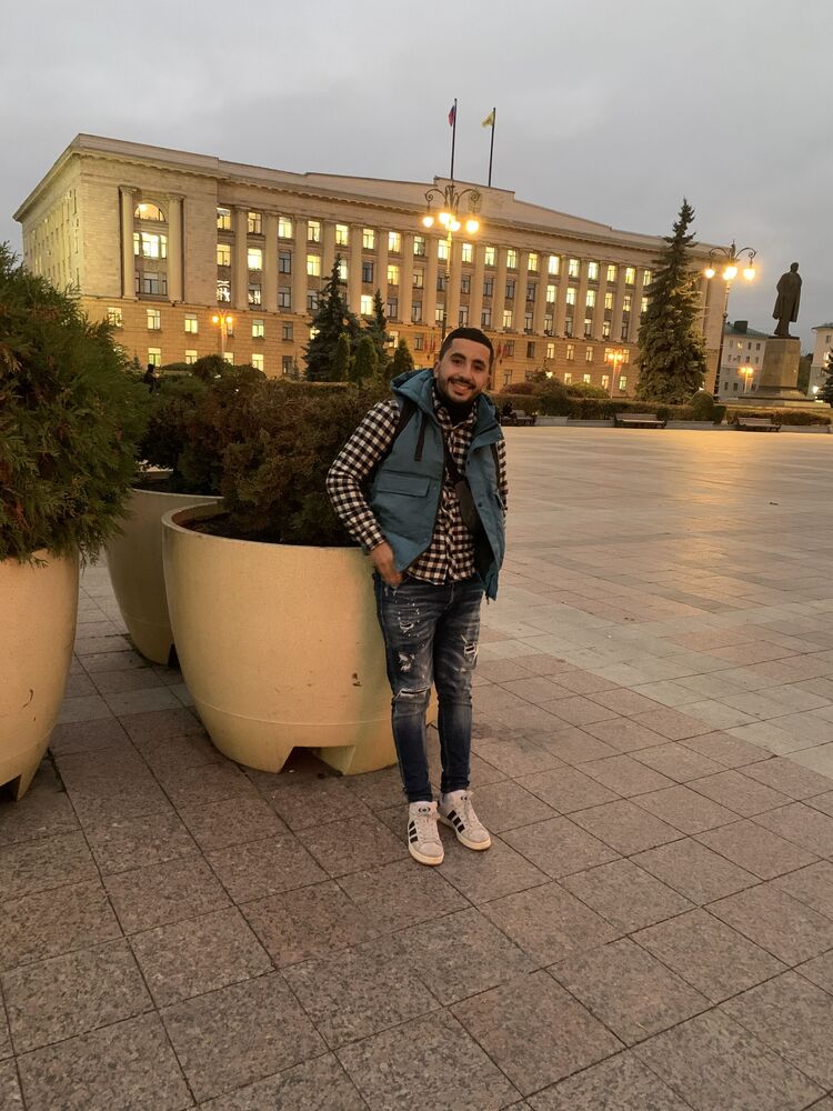  Palais-Bourbon,   Alaa eddine, 25 ,   ,   