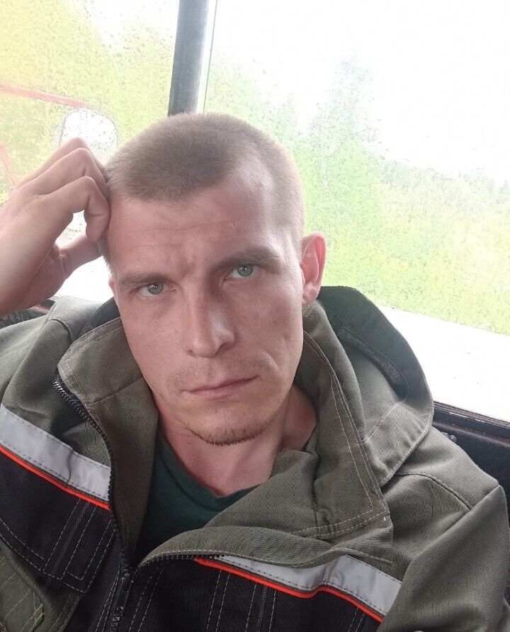  51245136  , 37 ,    