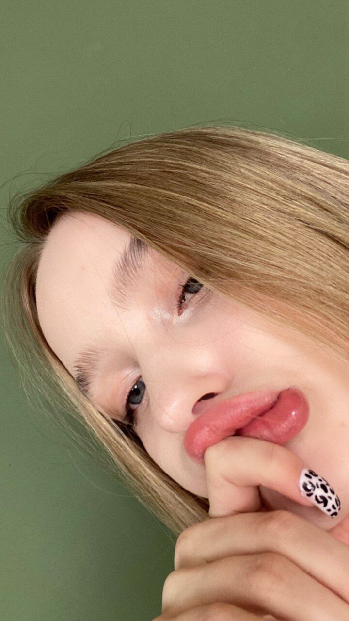  42503736  , 22 ,    