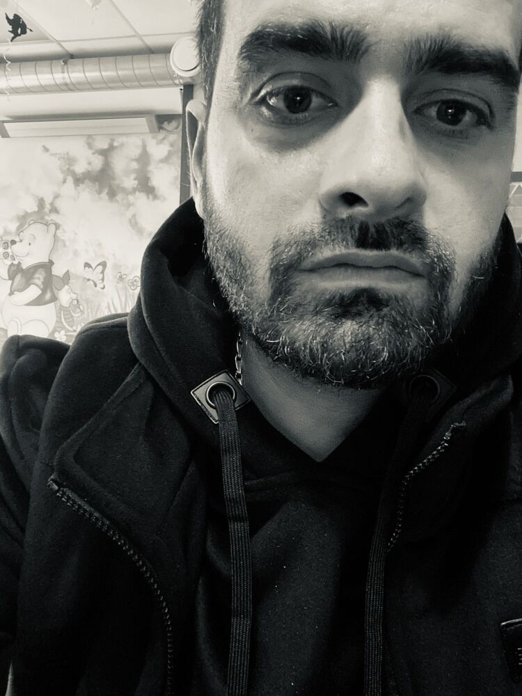  46576496   , 34 ,    