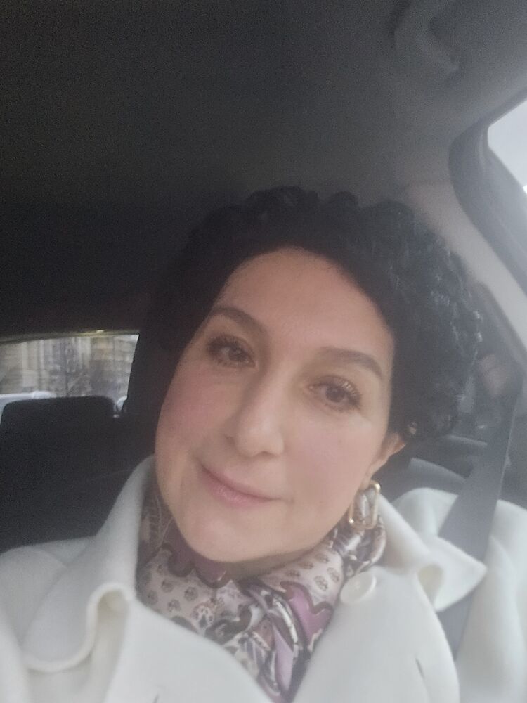  54370236  Yana, 48 ,    