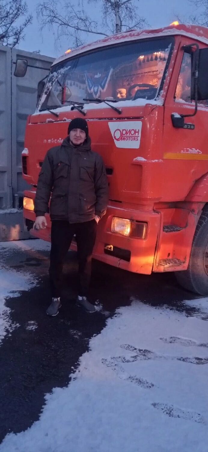  35192866  Dmitrii, 26 ,    