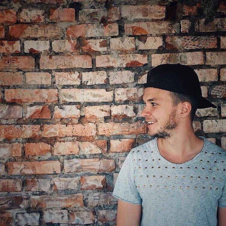 ���� 11424876 ������� ����, 33 ����, ���� ���������� � ��������������-����������