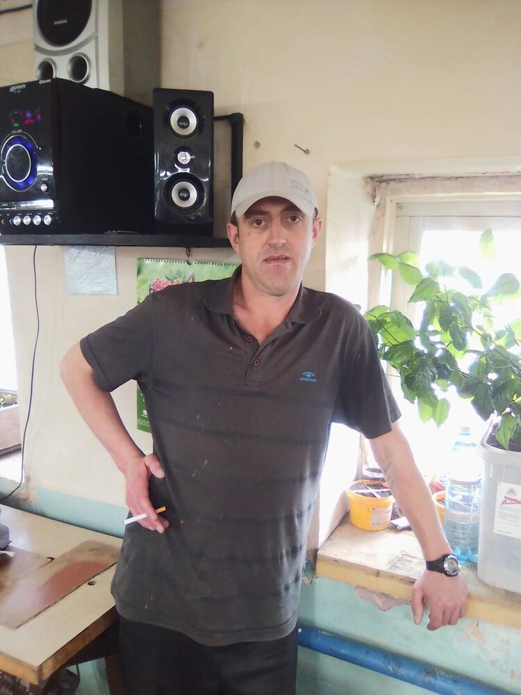  ,   Oleg, 46 ,   ,   , c , 