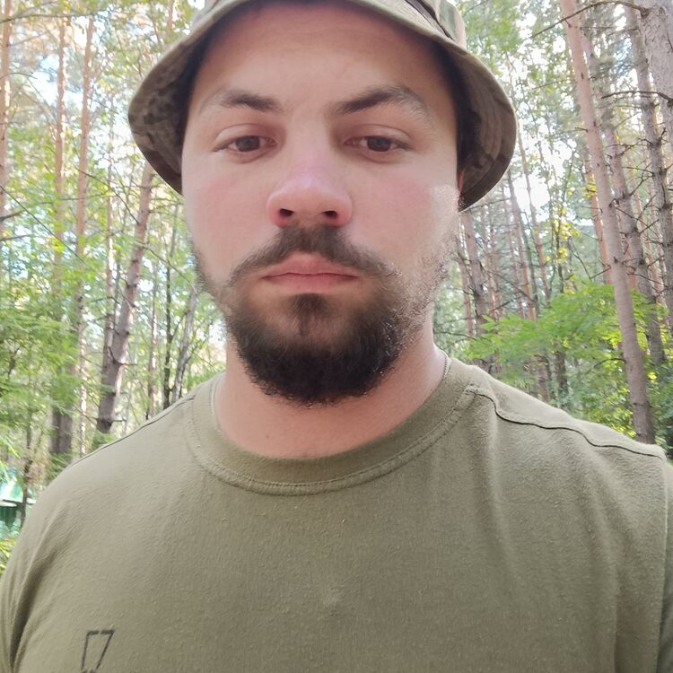  53586326  Sergii, 25 ,    