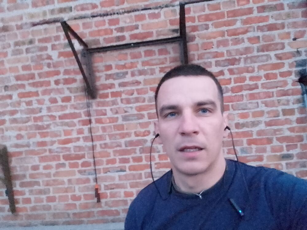  30826736  , 37 ,    