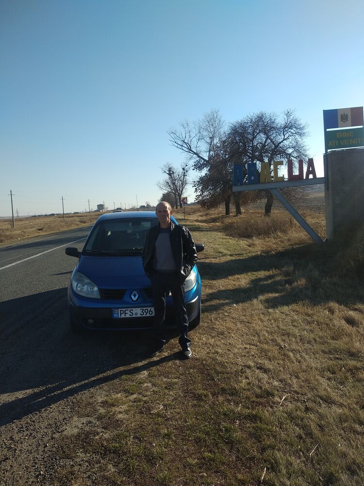  53316786  Petru, 49 ,    