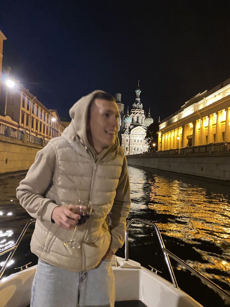  38008196  , 25 ,    -