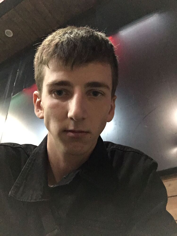  48327676  , 23 ,    