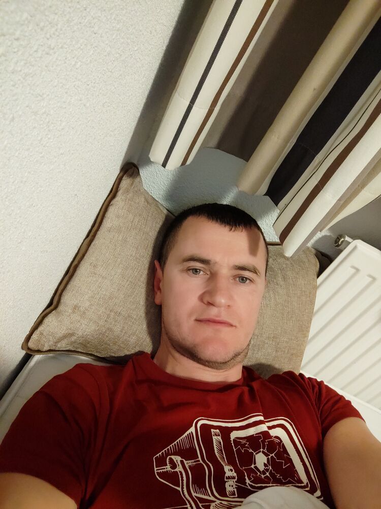  51986386  Alexandr, 35 ,    