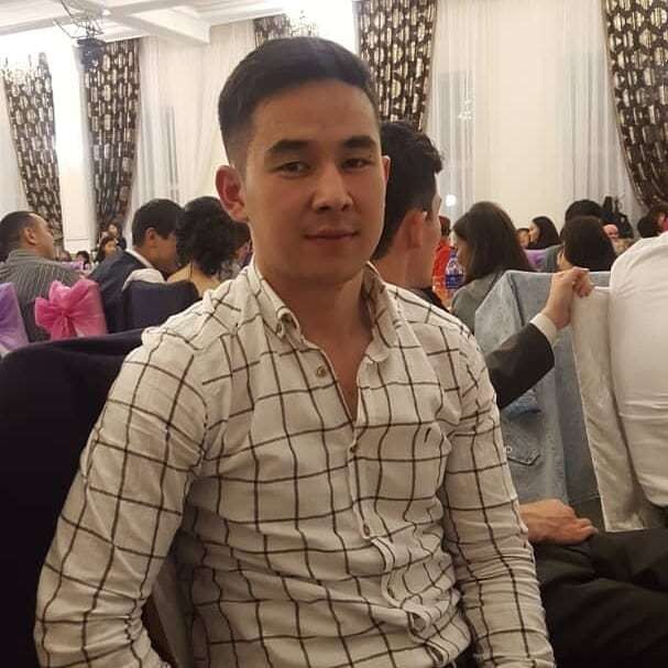  13996716  Ruslan, 33 ,    