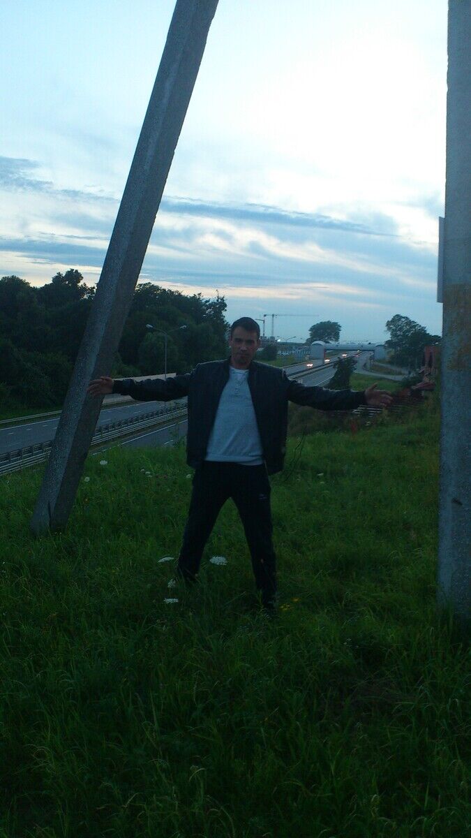  20643346  Aleksandr, 41 ,    